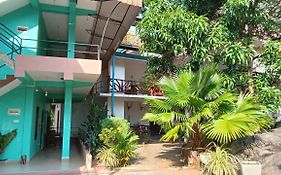 Sigiri Lion Lodge